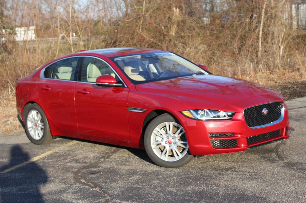 Jaguar xe s 2019